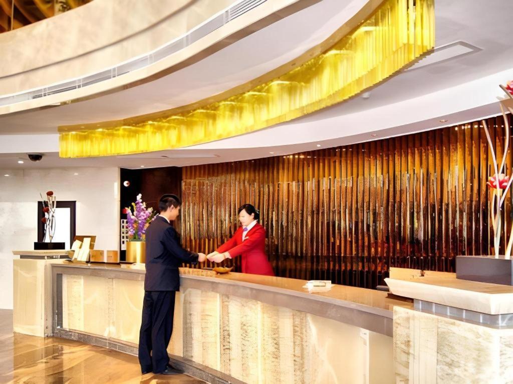 Fortune Hotel Longyan Extérieur photo